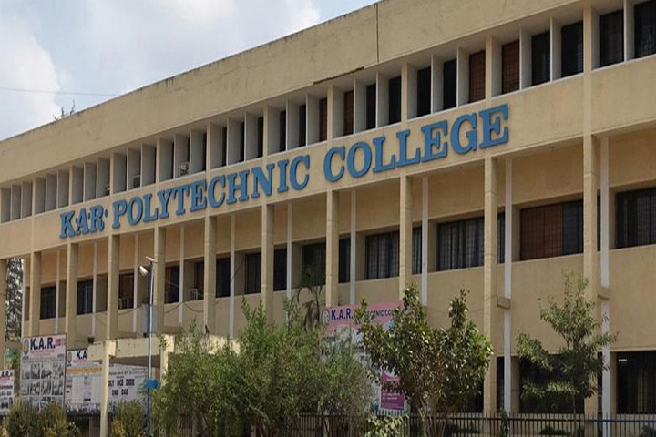 https://cache.careers360.mobi/media/colleges/social-media/media-gallery/11517/2021/1/6/Campus View of Kar Polytechnic College Ambur_Campus-View.jpg